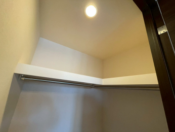 �@�E�H�[�N�C���N���[�[�b�g�����I