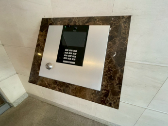 �@�I�[�g���b�N�����