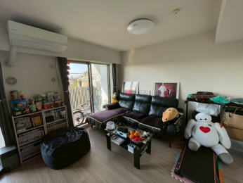 �@���r���O�X�y�[�X