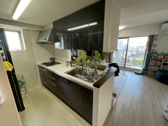 �@�Ζʎ��L�b�`��