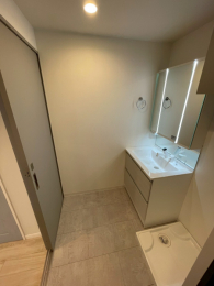 �@���ʎ��S�i