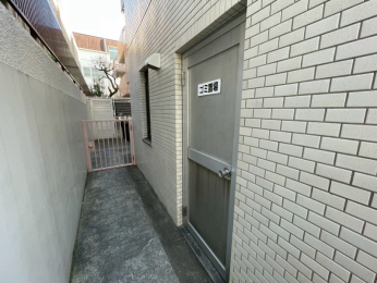 �@�S�~�u�����