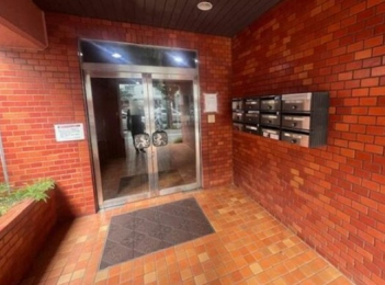 �@�G���g�����X��