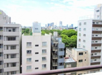 �@�o���R�j�[����̒��]