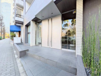 �@�G���g�����X