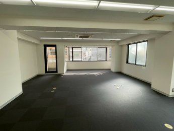 �@�������S�i�i�������t�߂���B�e�j