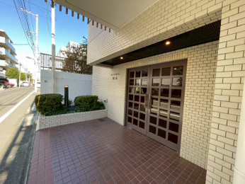 �@�G���g�����X