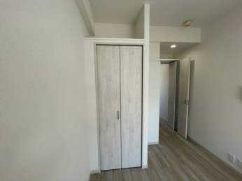 �@�N���[�[�b�g�i��CLOSED�j